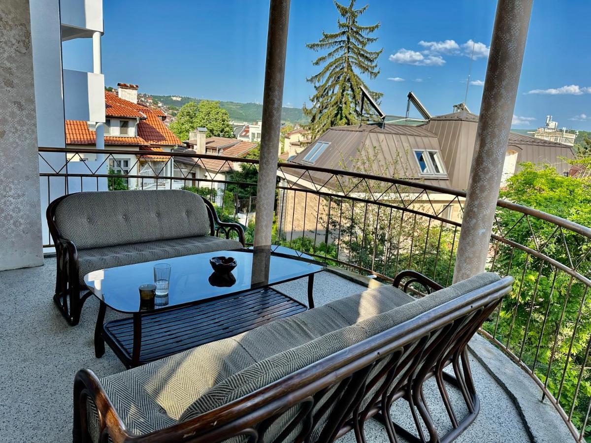 Zlatanov Residence Veliko Tŭrnovo Exterior photo